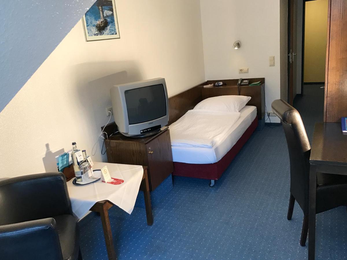 Hotel Rheinlust Бопард Екстериор снимка